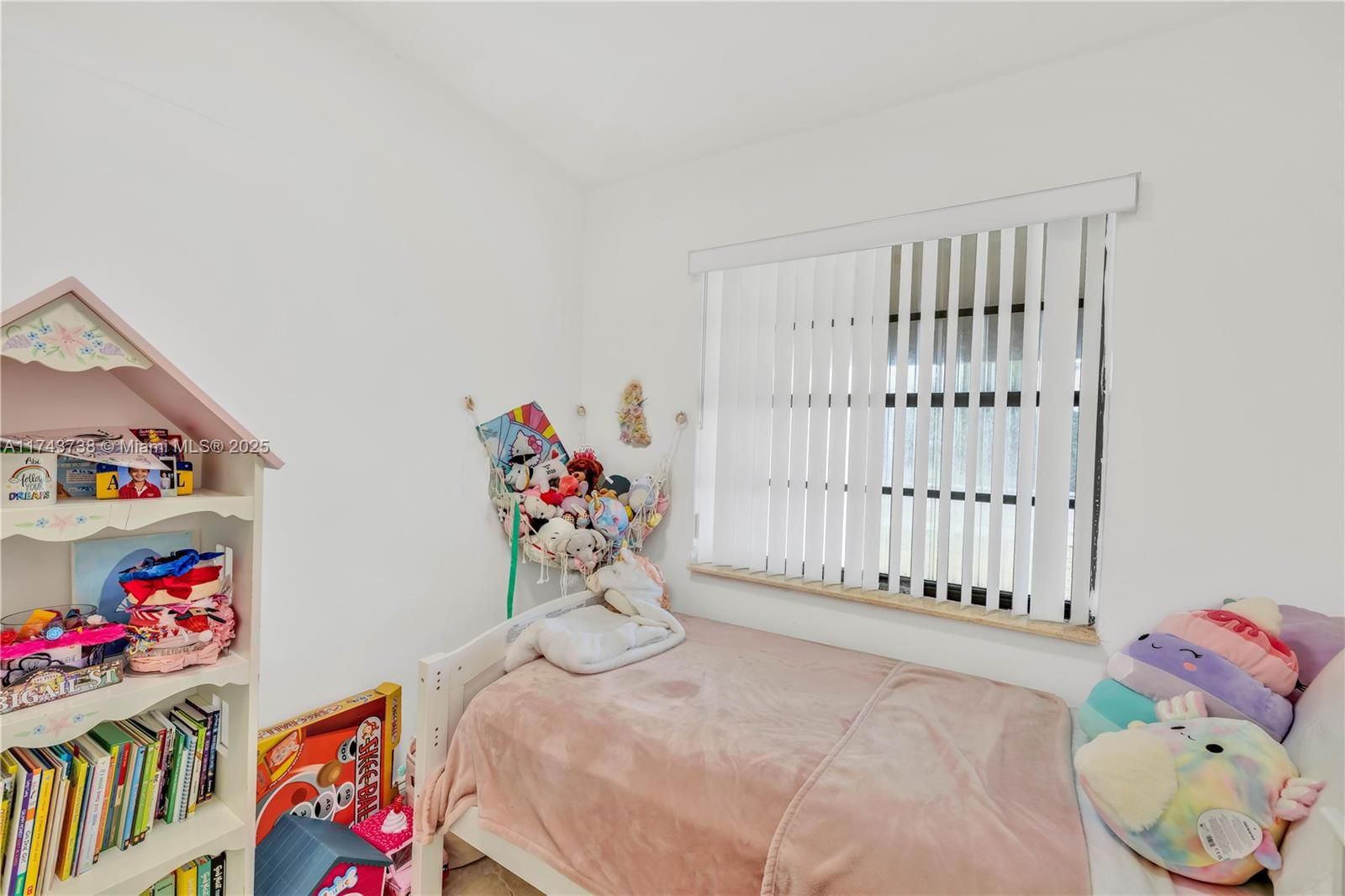 Real estate property located at 4901 100th Ct, Miami-dade, Tropical Estates 1st Addn, Miami, FL