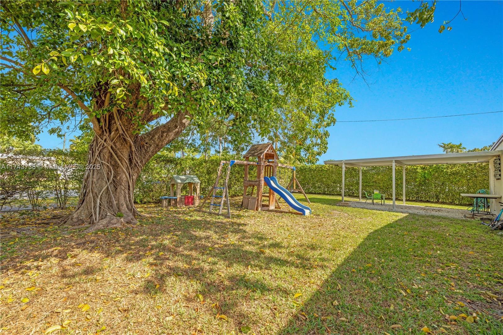 Real estate property located at 4901 100th Ct, Miami-dade, Tropical Estates 1st Addn, Miami, FL