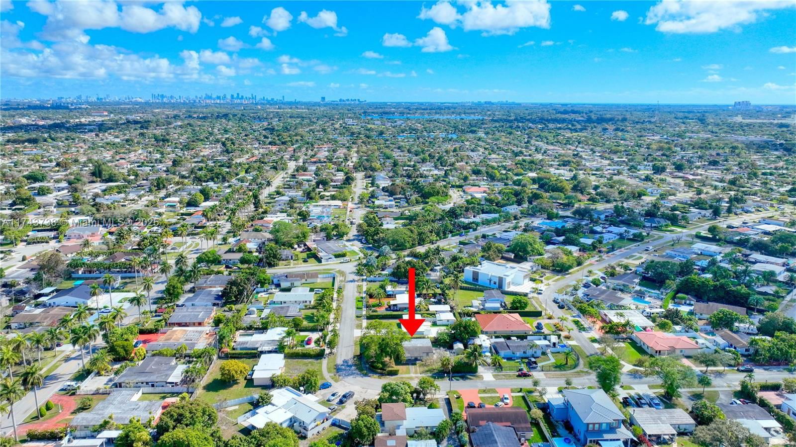 Real estate property located at 4901 100th Ct, Miami-dade, Tropical Estates 1st Addn, Miami, FL