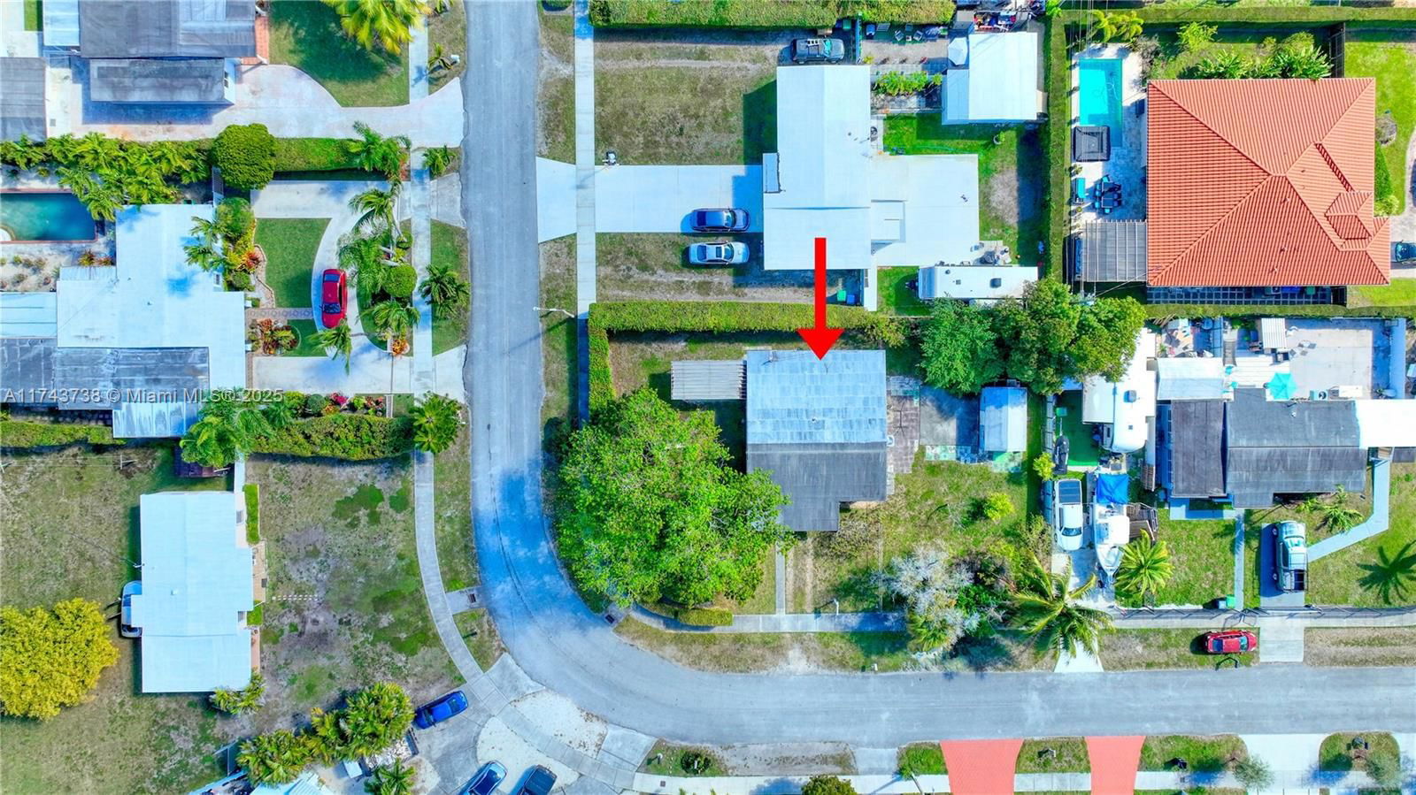 Real estate property located at 4901 100th Ct, Miami-dade, Tropical Estates 1st Addn, Miami, FL