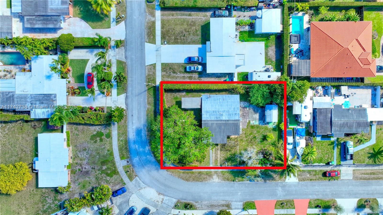 Real estate property located at 4901 100th Ct, Miami-dade, Tropical Estates 1st Addn, Miami, FL