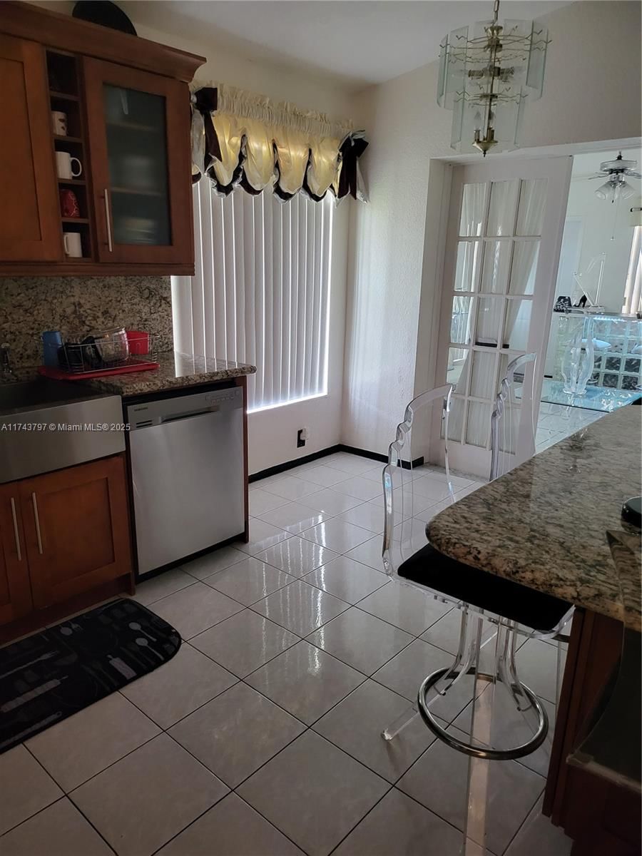 Real estate property located at 6771 199th Ter, Miami-dade, Country Lake Homes 2nd Ad, Hialeah, FL