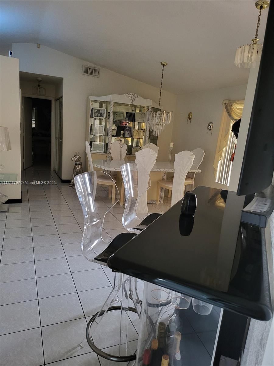 Real estate property located at 6771 199th Ter, Miami-dade, Country Lake Homes 2nd Ad, Hialeah, FL