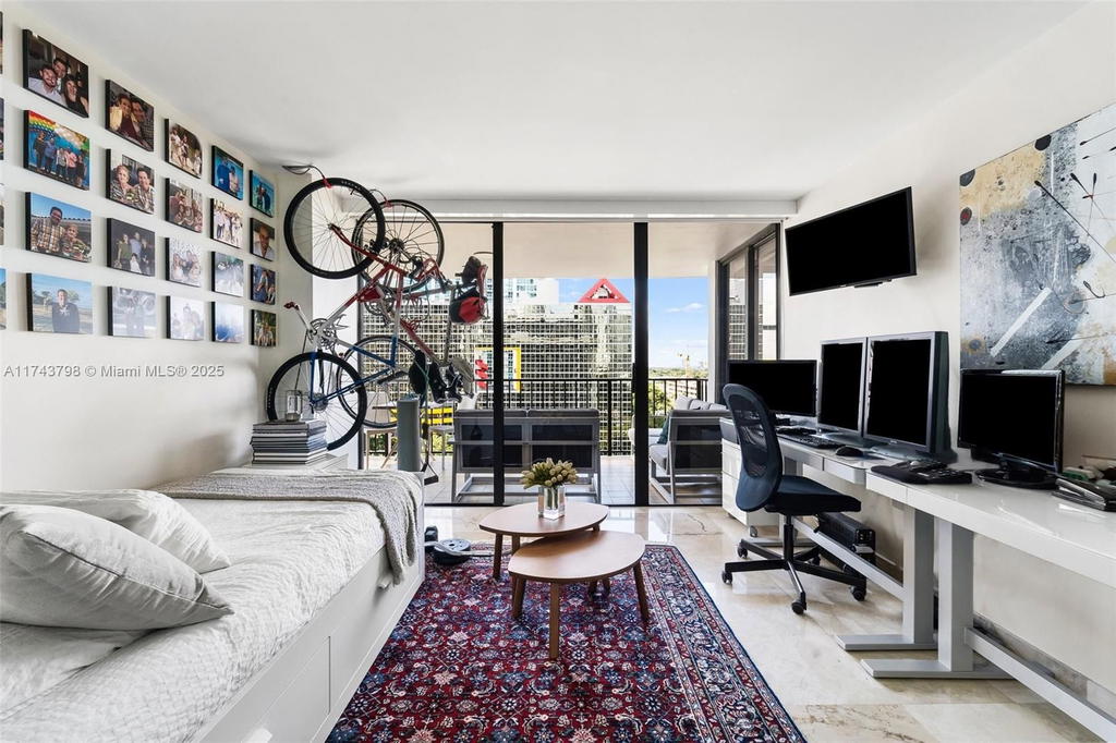 Real estate property located at 1915 Brickell Ave C1412, Miami-dade, Brickell Place Phase Ii C, Miami, FL
