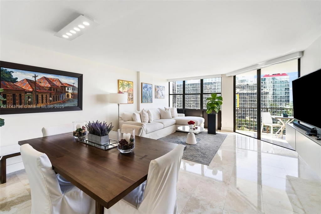 Real estate property located at 1915 Brickell Ave C1412, Miami-dade, Brickell Place Phase Ii C, Miami, FL