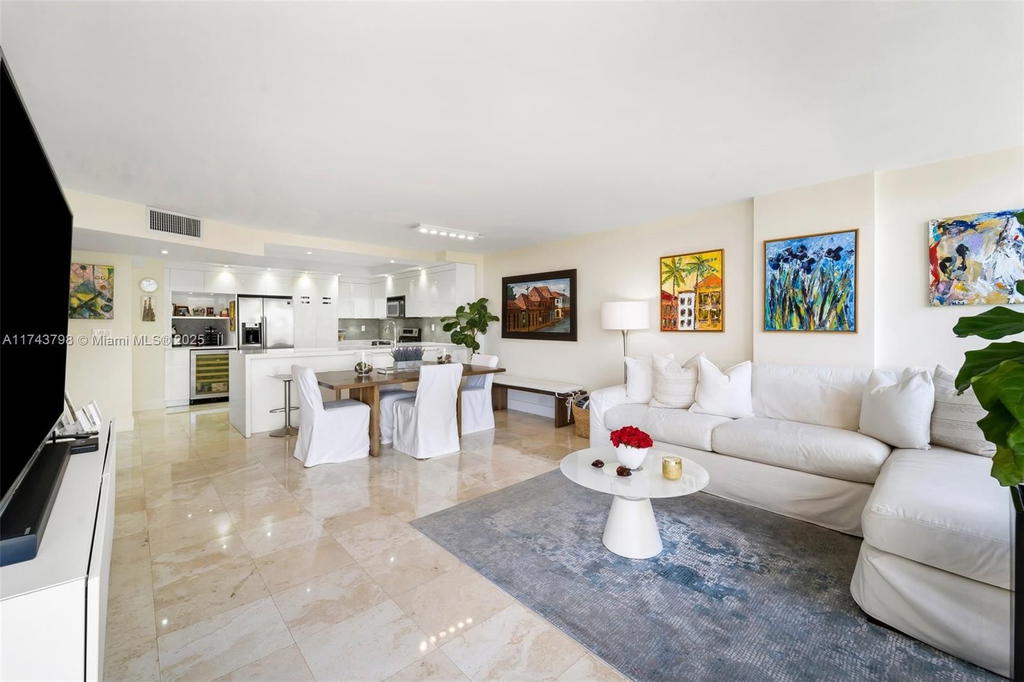 Real estate property located at 1915 Brickell Ave C1412, Miami-dade, Brickell Place Phase Ii C, Miami, FL