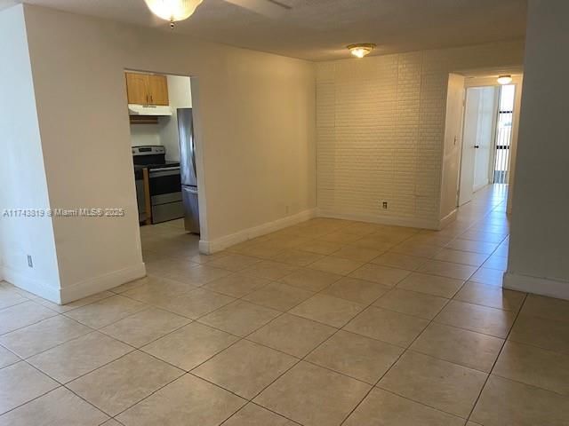 Real estate property located at 16909 Bay Rd #310, Miami-dade, Plaza Of Americas Condo P, Sunny Isles Beach, FL