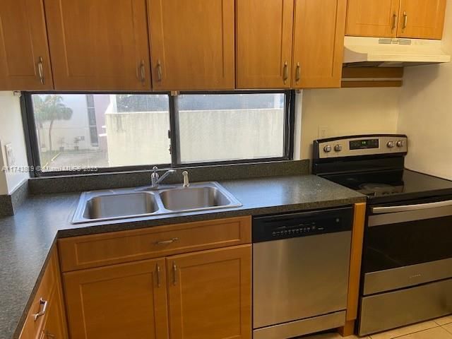 Real estate property located at 16909 Bay Rd #310, Miami-dade, Plaza Of Americas Condo P, Sunny Isles Beach, FL