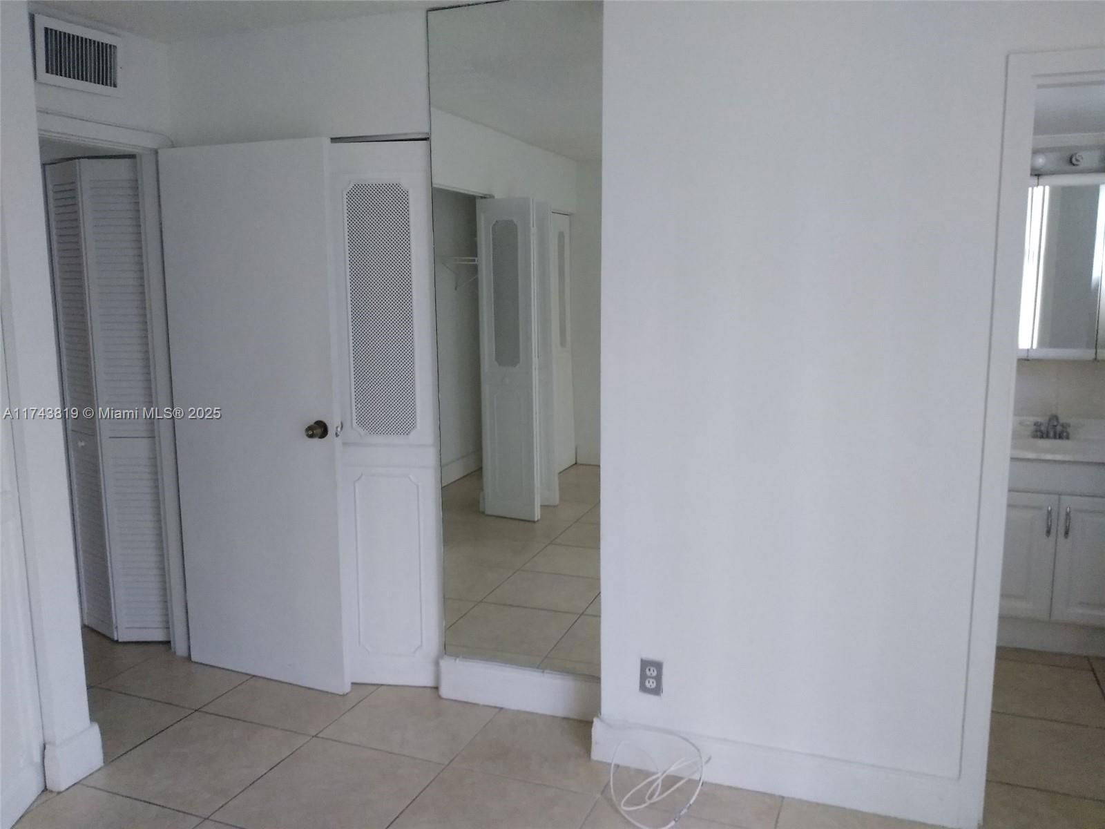 Real estate property located at 16909 Bay Rd #310, Miami-dade, Plaza Of Americas Condo P, Sunny Isles Beach, FL