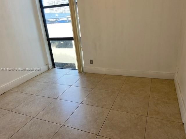 Real estate property located at 16909 Bay Rd #310, Miami-dade, Plaza Of Americas Condo P, Sunny Isles Beach, FL