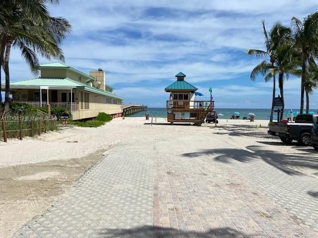 Real estate property located at 16909 Bay Rd #310, Miami-dade, Plaza Of Americas Condo P, Sunny Isles Beach, FL