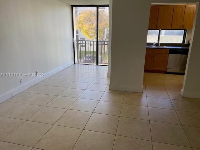 Real estate property located at 16909 Bay Rd #310, Miami-dade, Plaza Of Americas Condo P, Sunny Isles Beach, FL