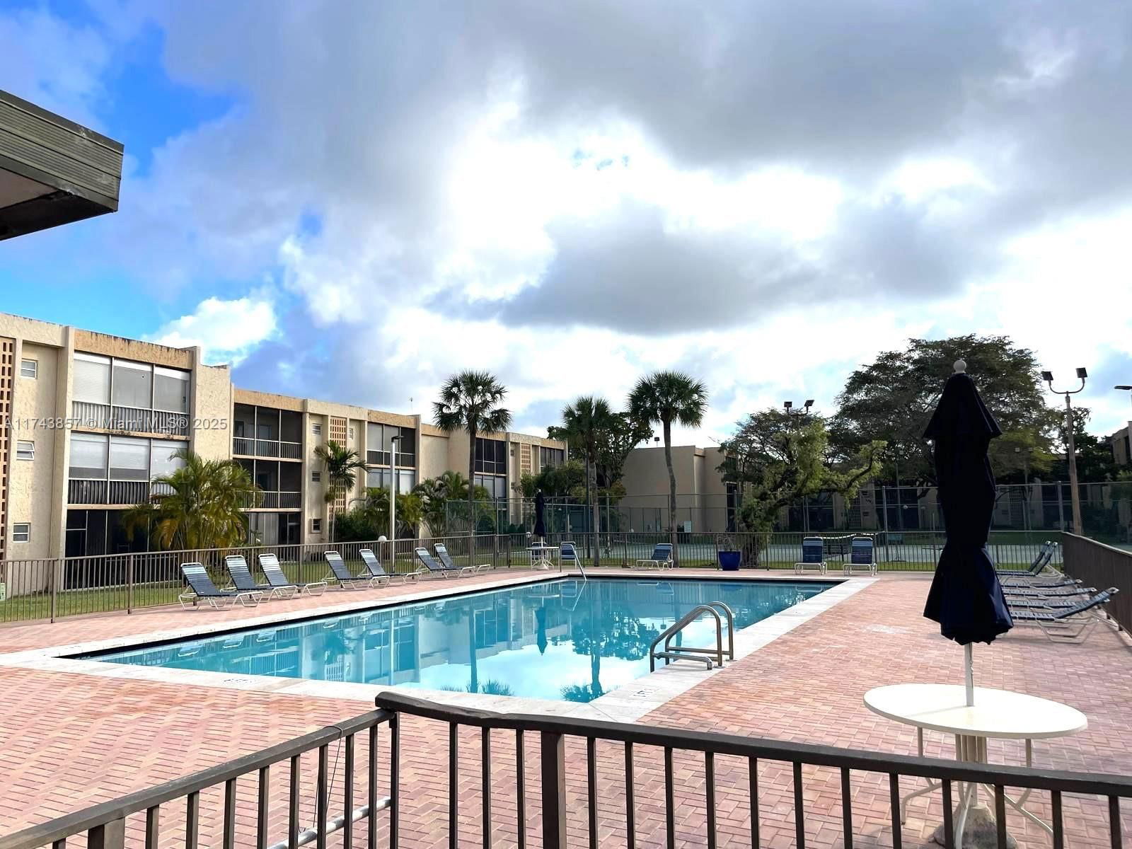 Real estate property located at 8415 107th Ave #363W, Miami-dade, Kendall Acres West Condo, Miami, FL