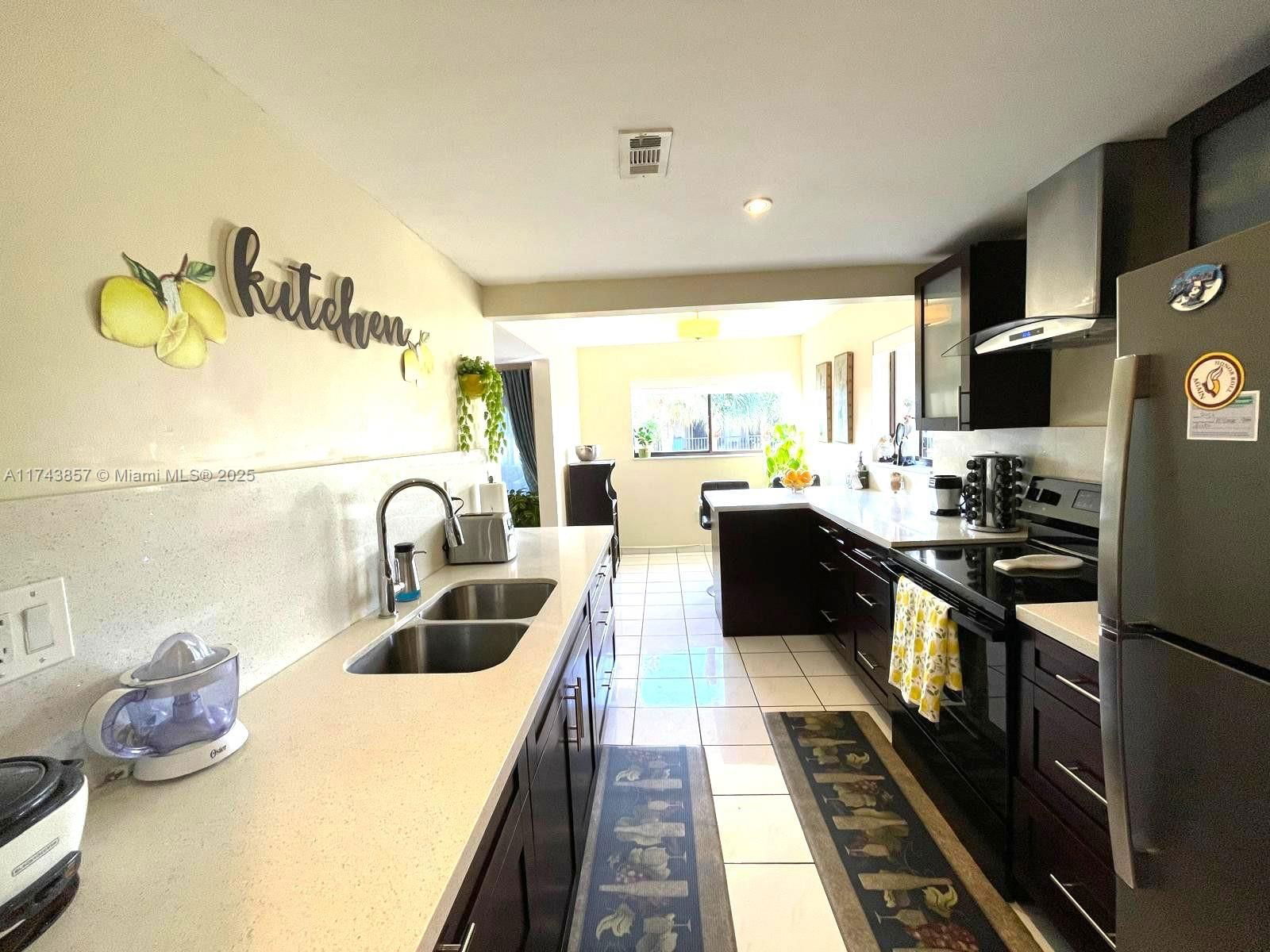 Real estate property located at 8415 107th Ave #363W, Miami-dade, Kendall Acres West Condo, Miami, FL