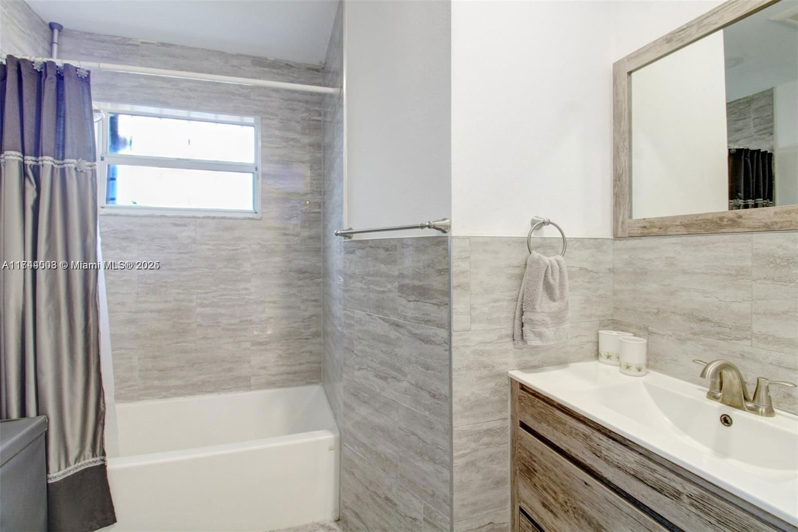 Real estate property located at 12706 265th St, Miami-dade, Naroca Estates Sec 1, Homestead, FL