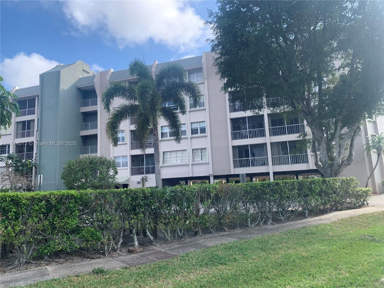 Real estate property located at 505 Spencer Dr #101, Palm Beach, Spencer Place Condo, West Palm Beach, FL