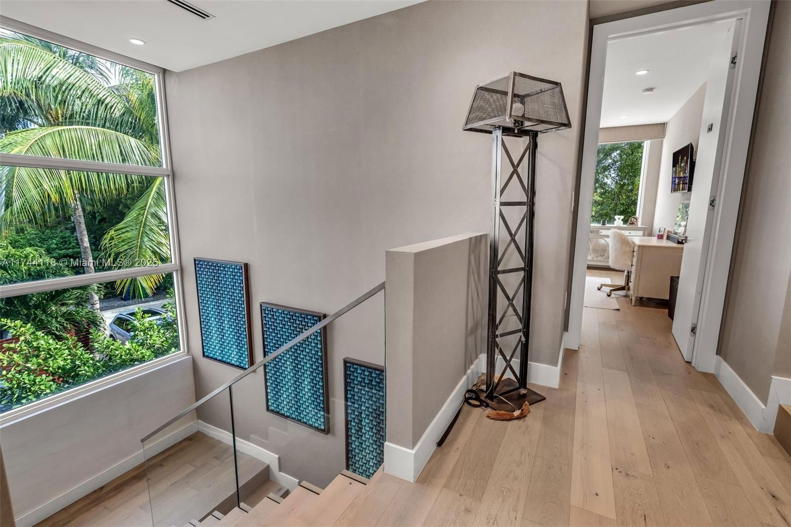Real estate property located at 285 Mashta Dr, Miami-dade, Biscayne Key Estates, Key Biscayne, FL