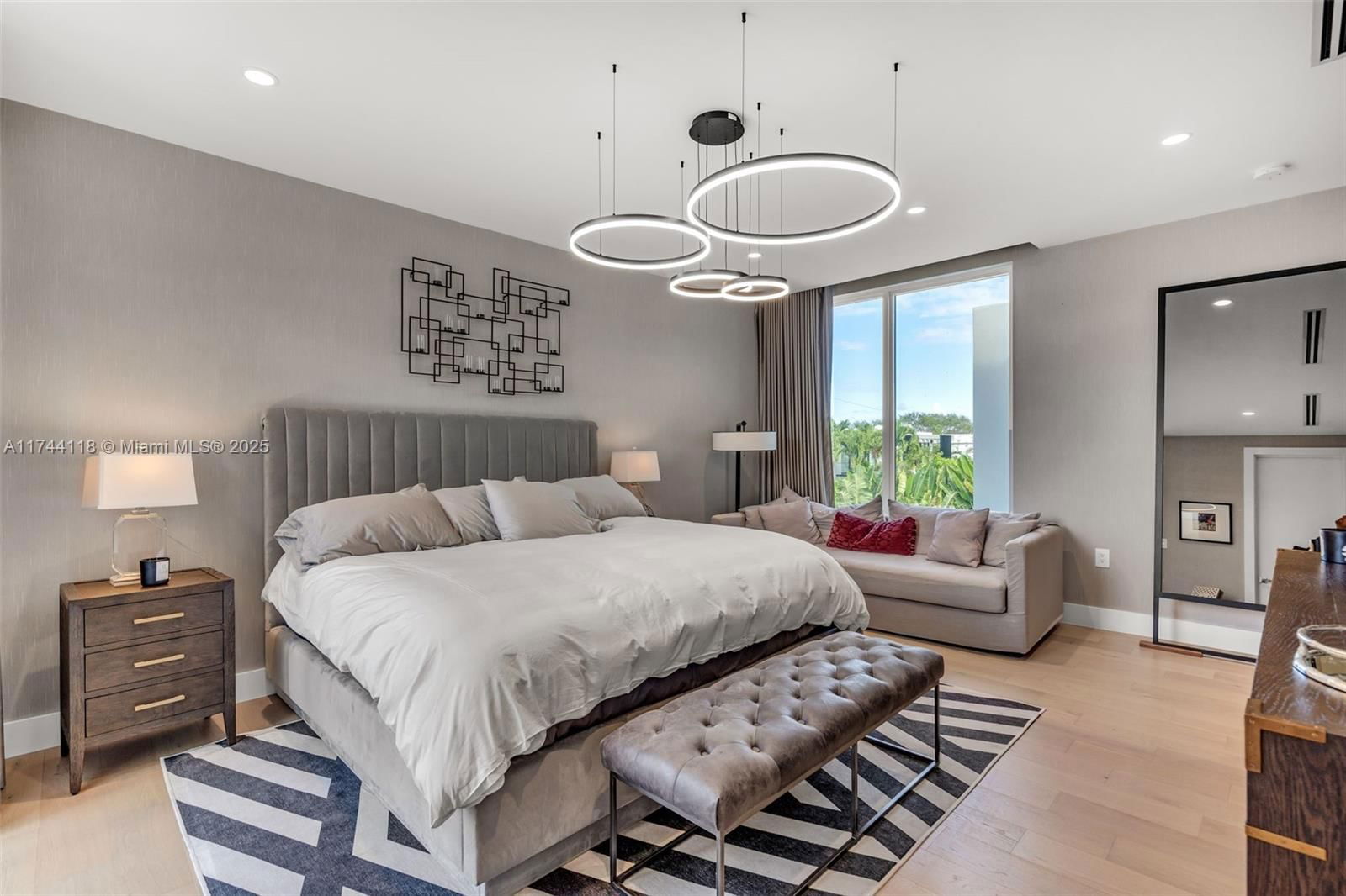Real estate property located at 285 Mashta Dr, Miami-dade, Biscayne Key Estates, Key Biscayne, FL