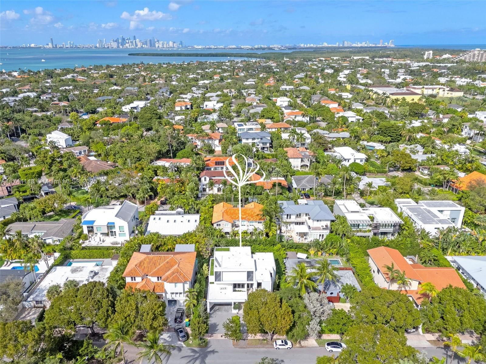 Real estate property located at 285 Mashta Dr, Miami-dade, Biscayne Key Estates, Key Biscayne, FL