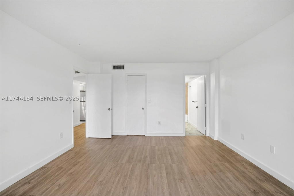 Real estate property located at 4174 Inverrary Drive #706, Broward, The Manors Of Inverarry, Lauderhill, FL