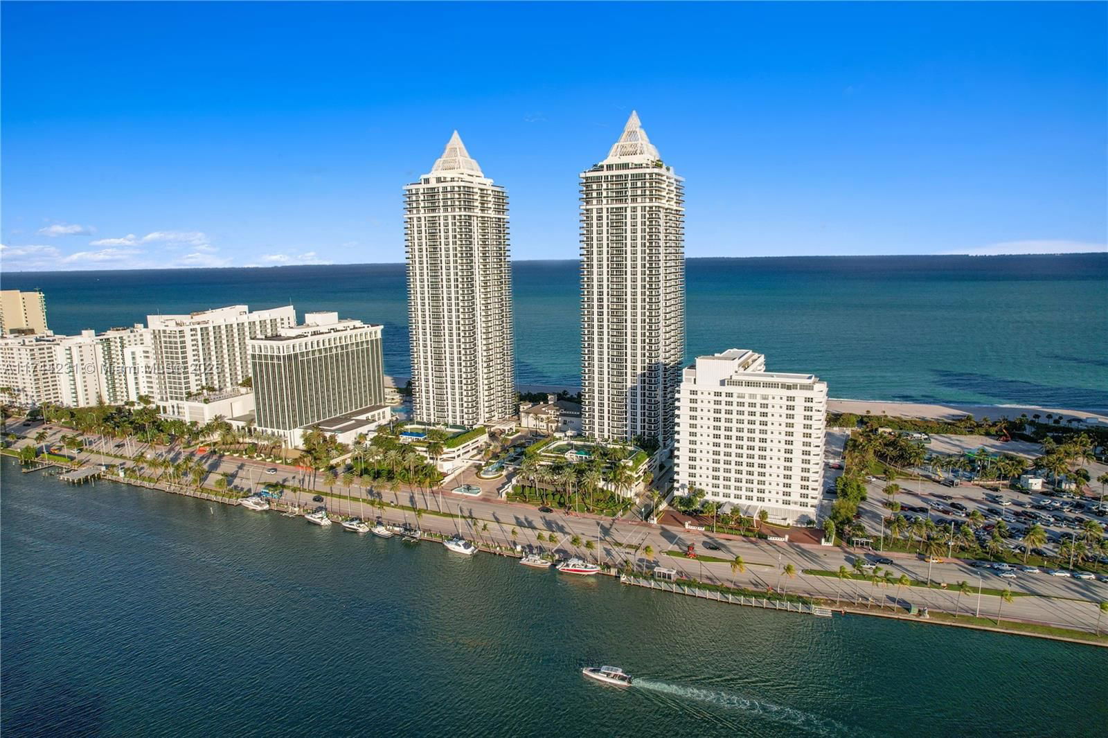 Real estate property located at 4779 Collins Ave #3507, Miami-dade, Blue Diamond Condo, Miami Beach, FL