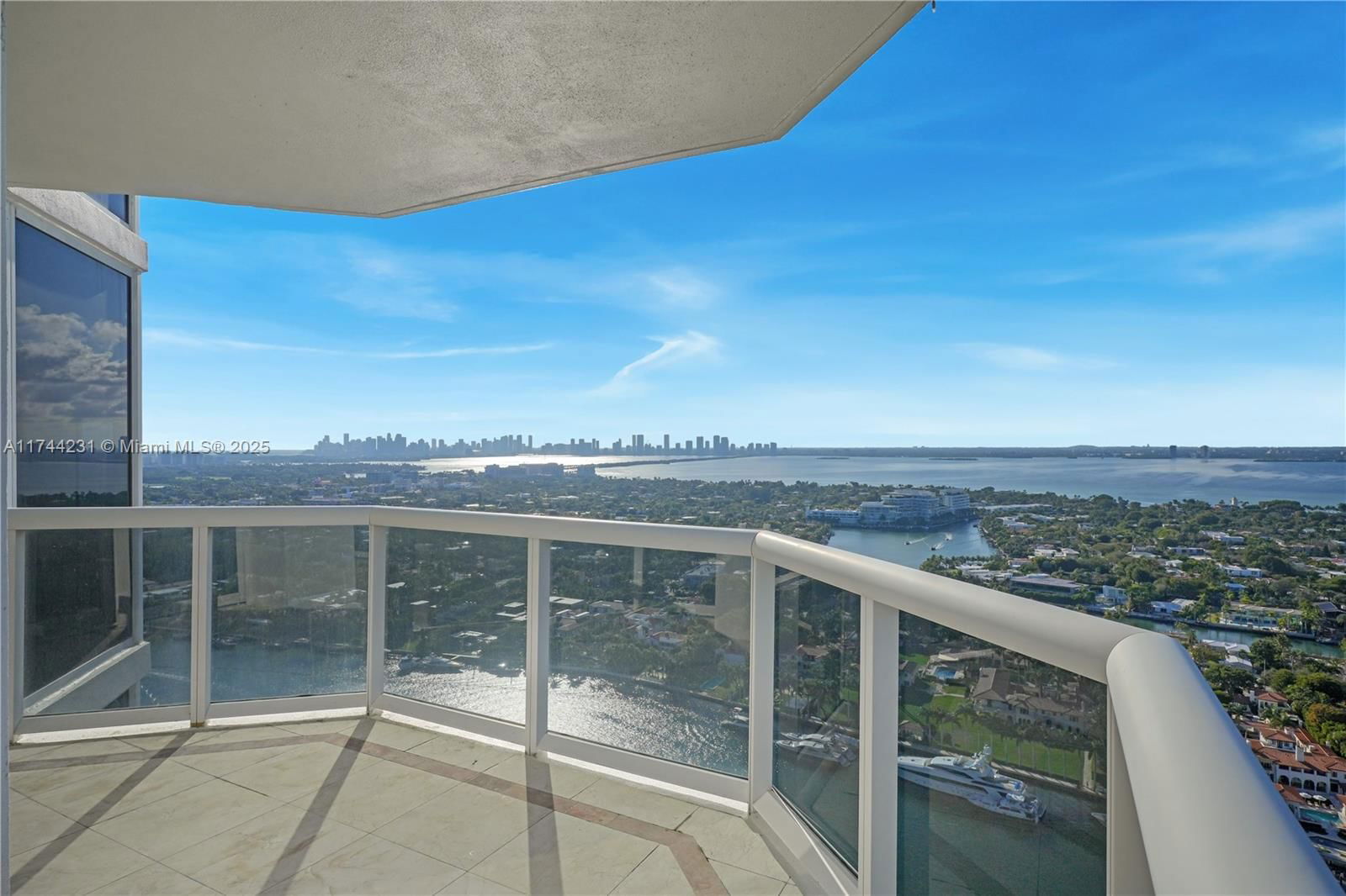 Real estate property located at 4779 Collins Ave #3507, Miami-dade, Blue Diamond Condo, Miami Beach, FL