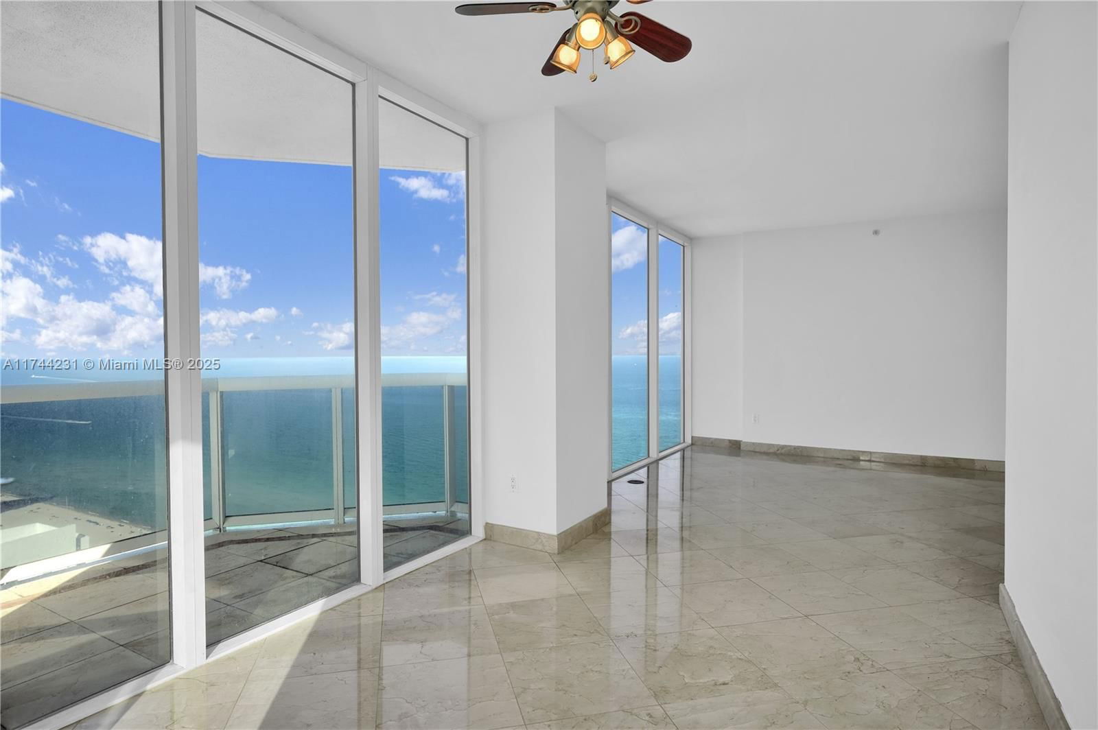 Real estate property located at 4779 Collins Ave #3507, Miami-dade, Blue Diamond Condo, Miami Beach, FL