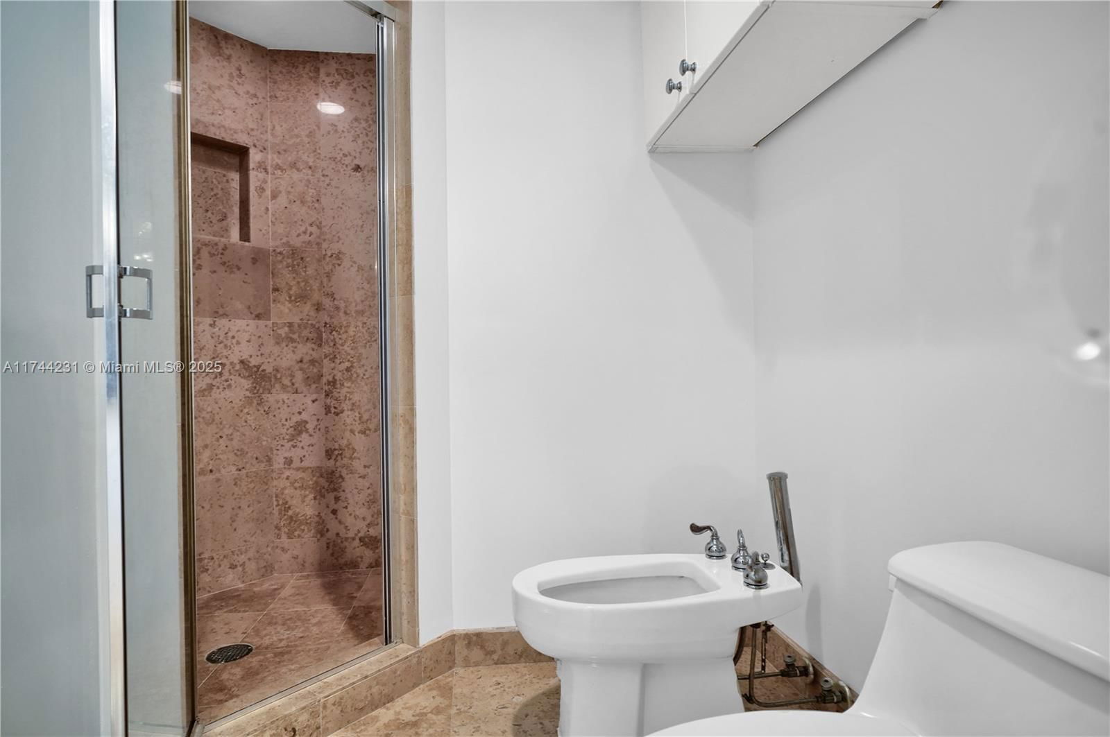 Real estate property located at 4779 Collins Ave #3507, Miami-dade, Blue Diamond Condo, Miami Beach, FL