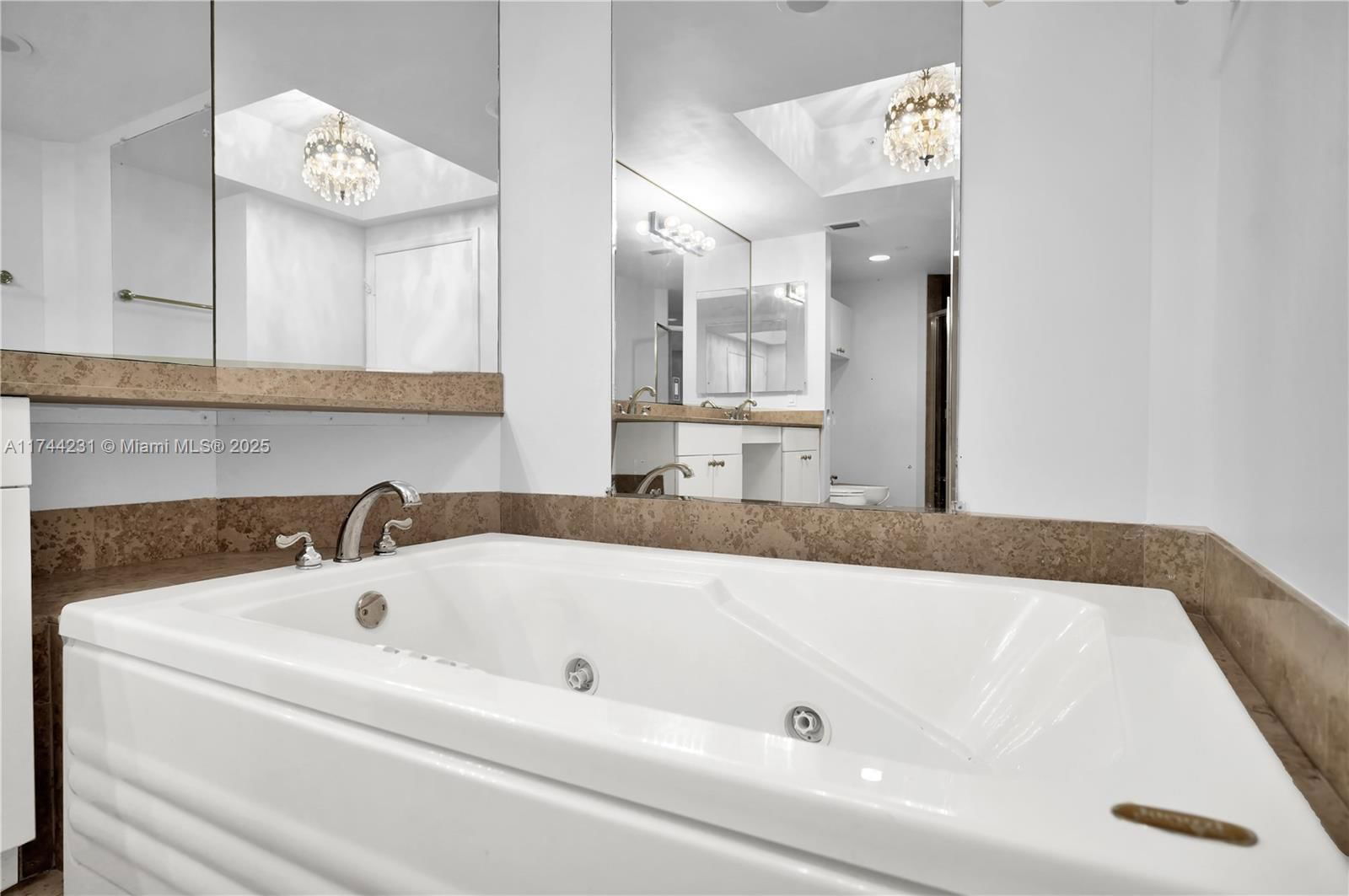 Real estate property located at 4779 Collins Ave #3507, Miami-dade, Blue Diamond Condo, Miami Beach, FL