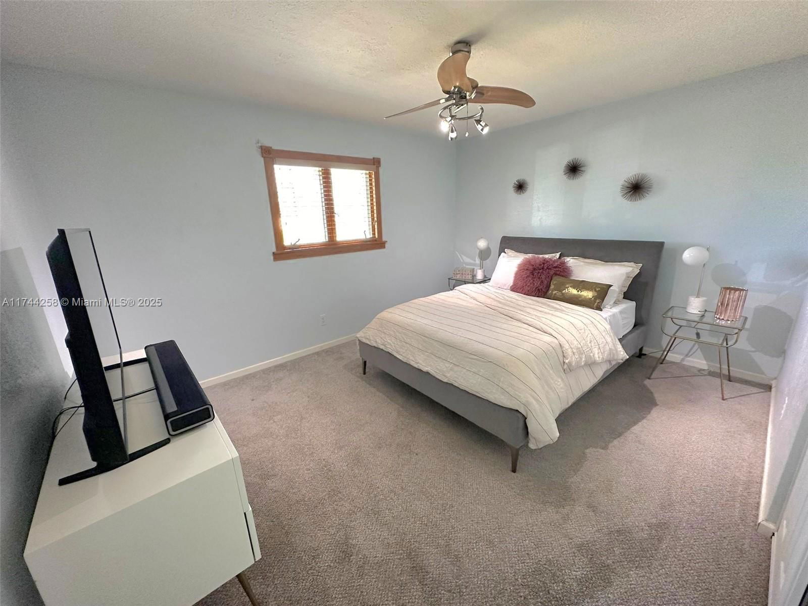 Real estate property located at 2304 8TH TER, Lee, Vizcaya - East Side, Cape Coral, FL
