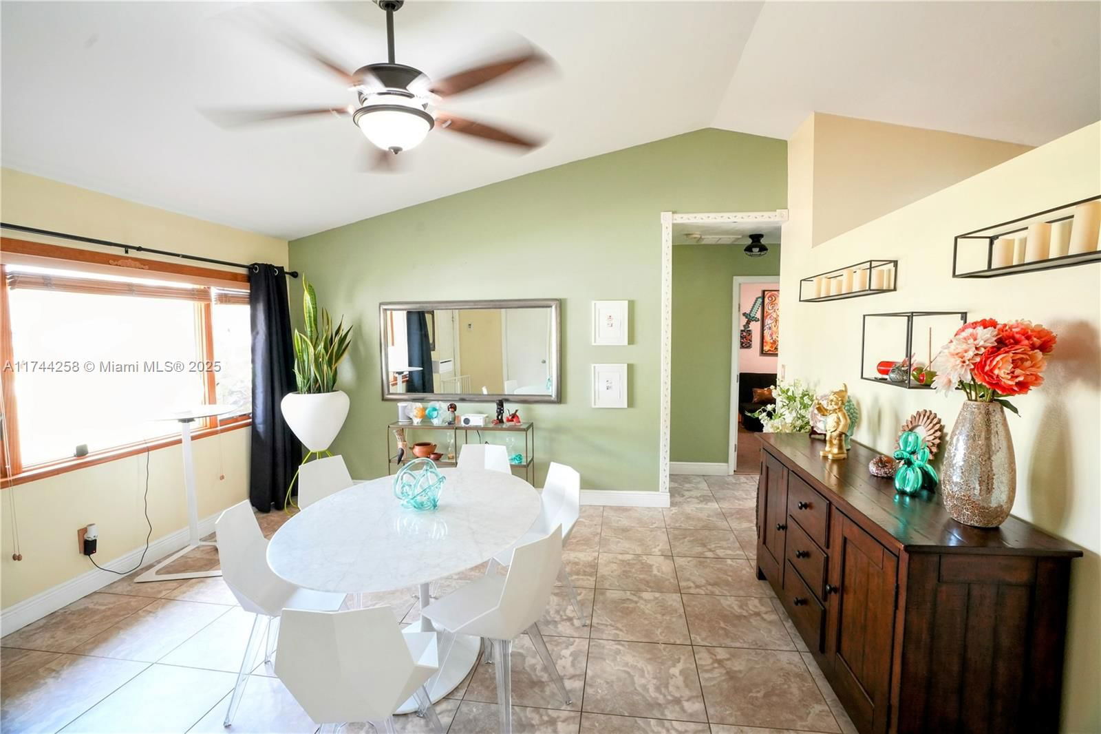 Real estate property located at 2304 8TH TER, Lee, Vizcaya - East Side, Cape Coral, FL