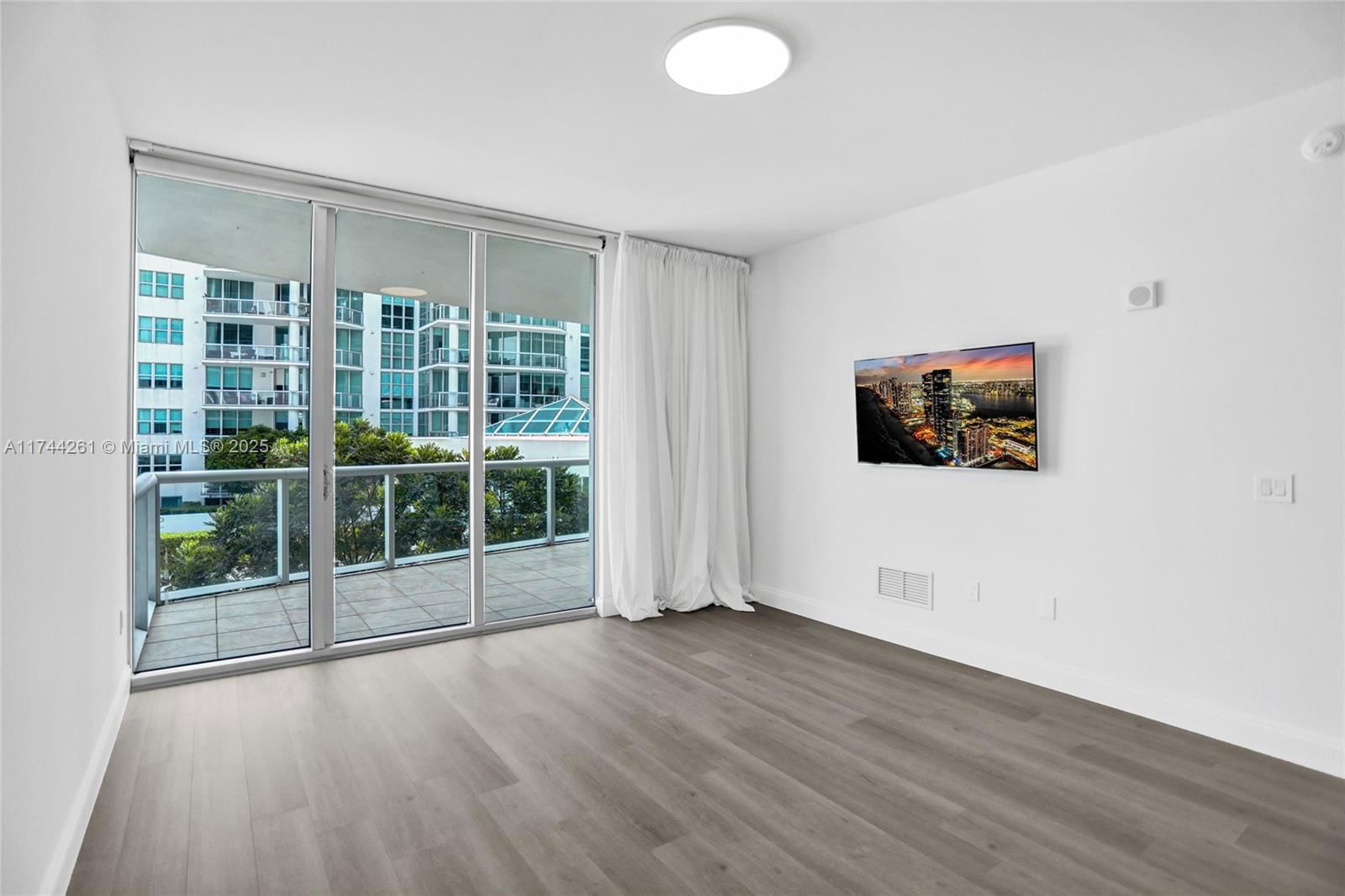 Real estate property located at 3131 188th St #1-503, Miami-dade, The Atrium At Aventura Co, Aventura, FL