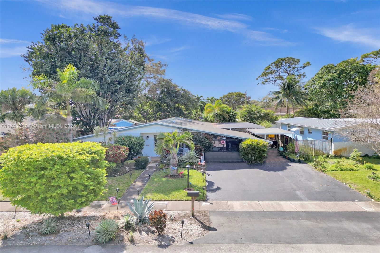 Real estate property located at 3230 23rd Ct, Broward, Riverland Village Sec One, Fort Lauderdale, FL
