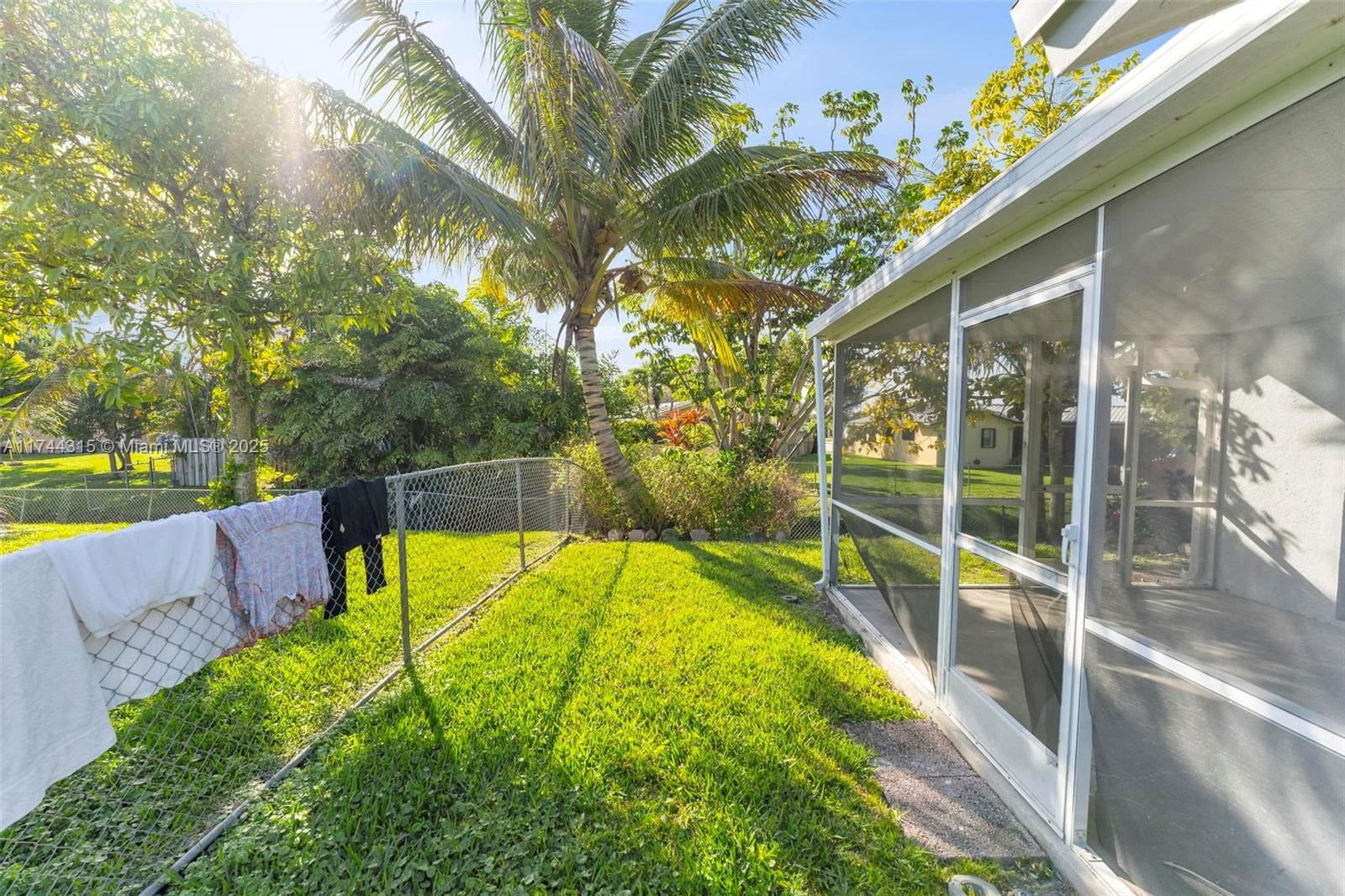 Real estate property located at 4299 18th Ter, Broward, Royal Palm Lake Estates, Oakland Park, FL