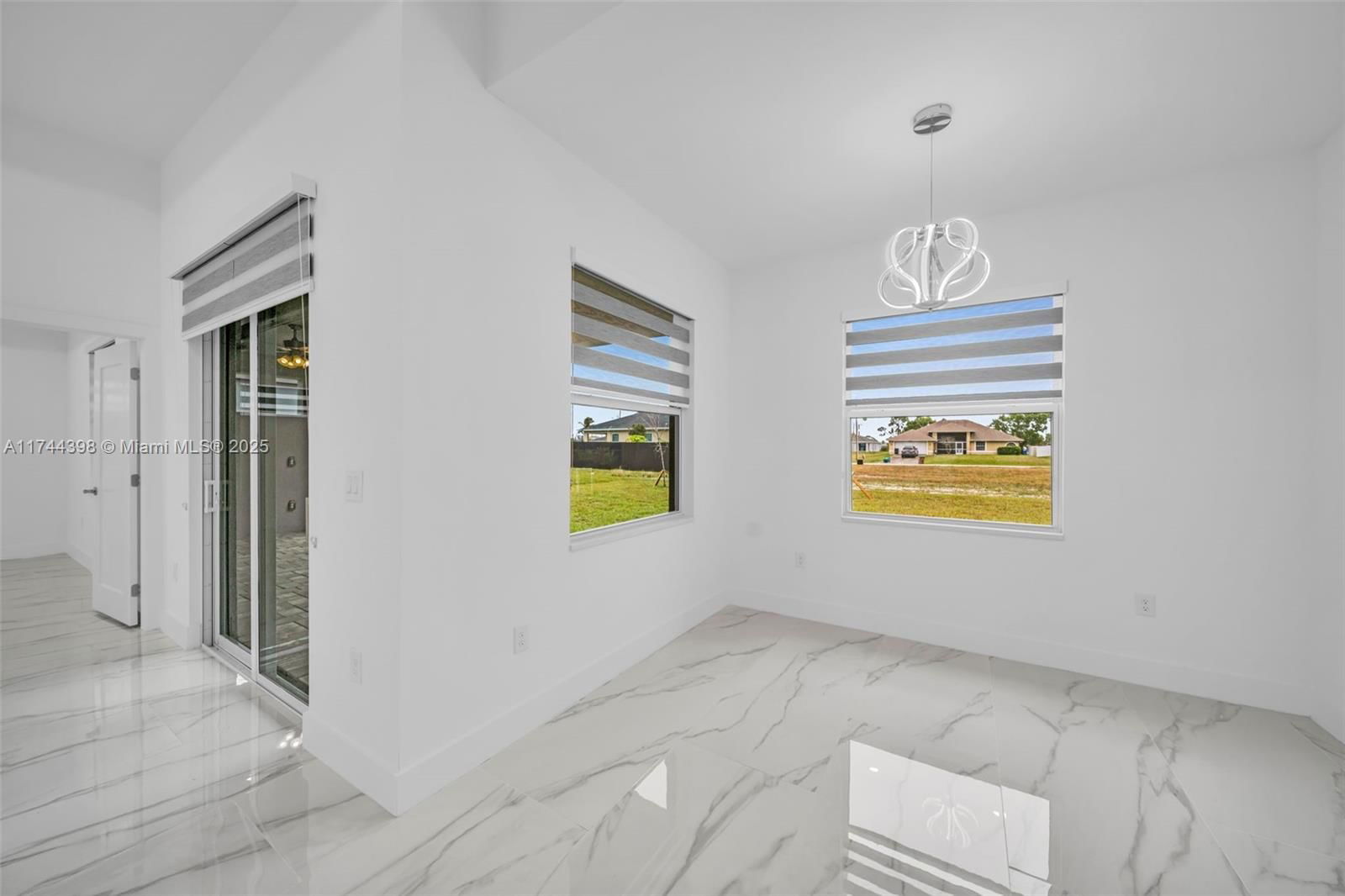 Real estate property located at 1009 El Dorado Blvd N, Lee, Cape Coral, Cape Coral, FL