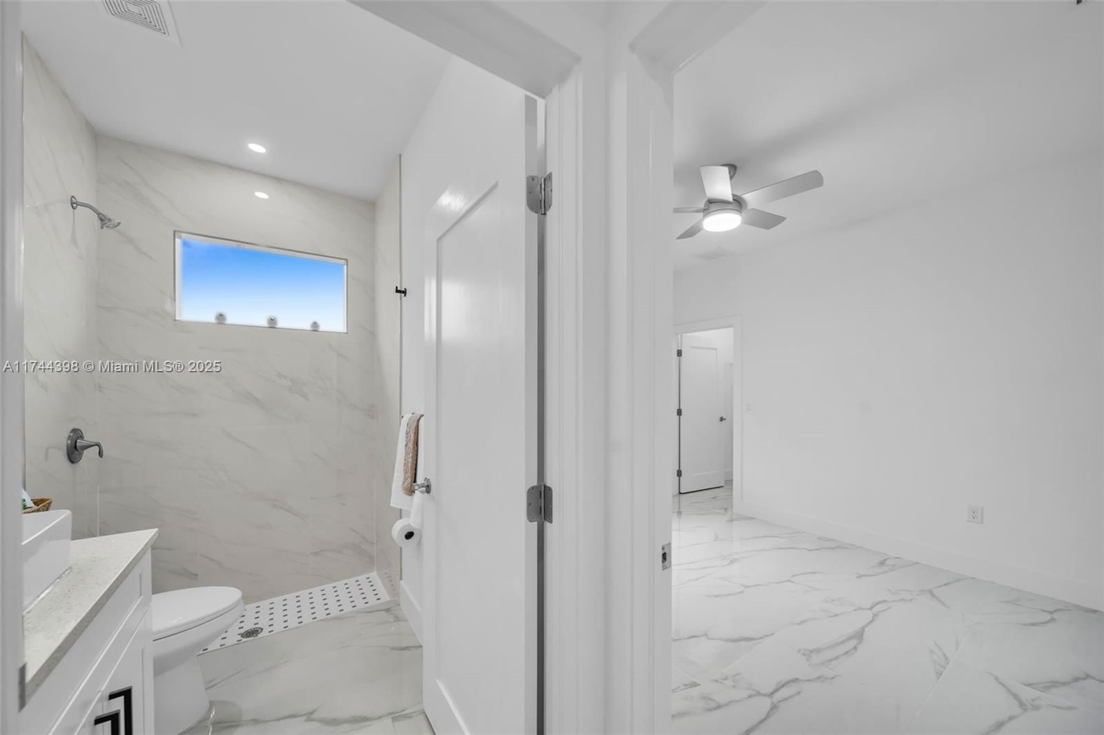 Real estate property located at 1009 El Dorado Blvd N, Lee, Cape Coral, Cape Coral, FL
