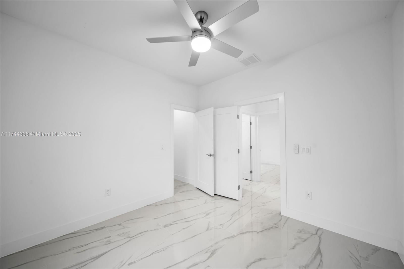 Real estate property located at 1009 El Dorado Blvd N, Lee, Cape Coral, Cape Coral, FL
