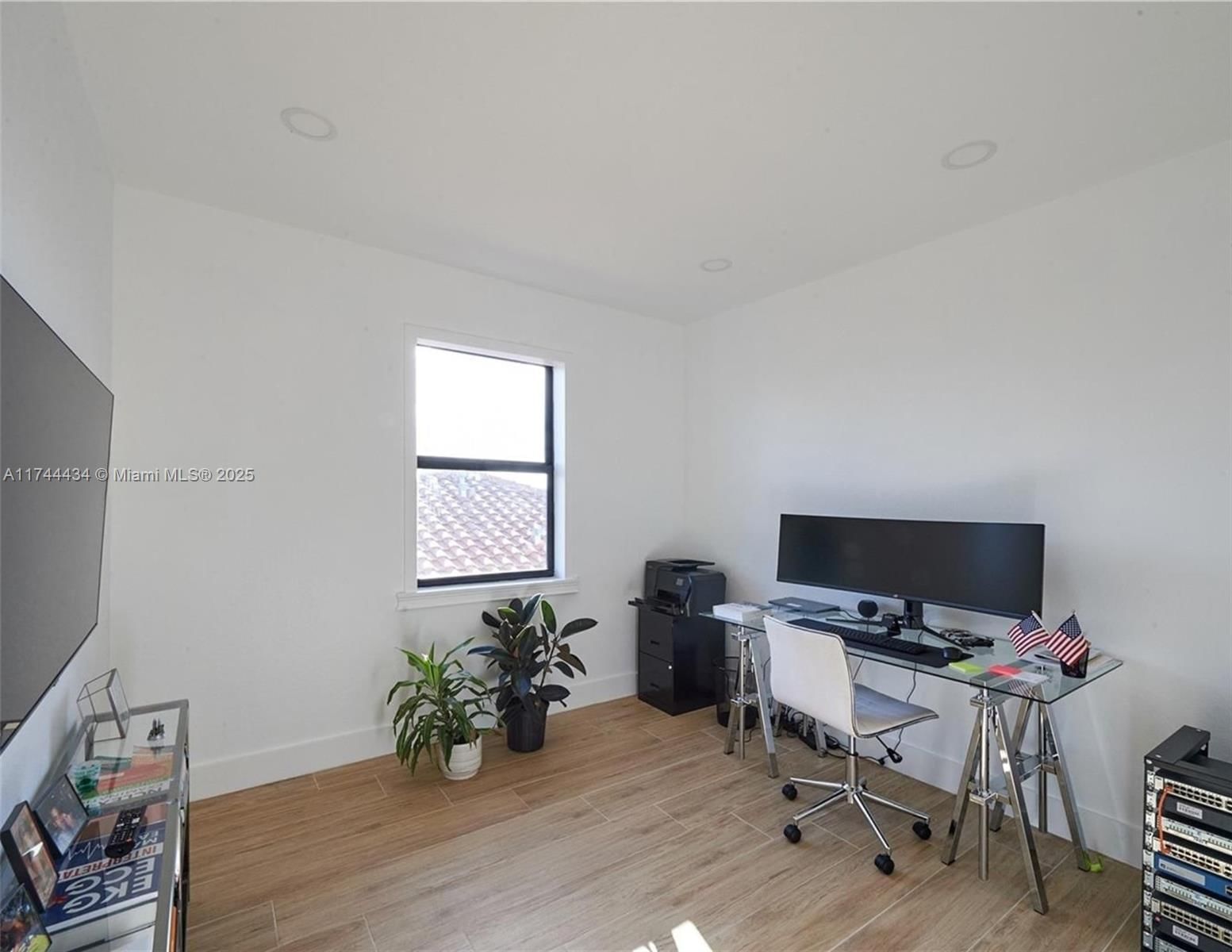 Real estate property located at 15565 176th Ter, Miami-dade, Venetian Parc West, Miami, FL