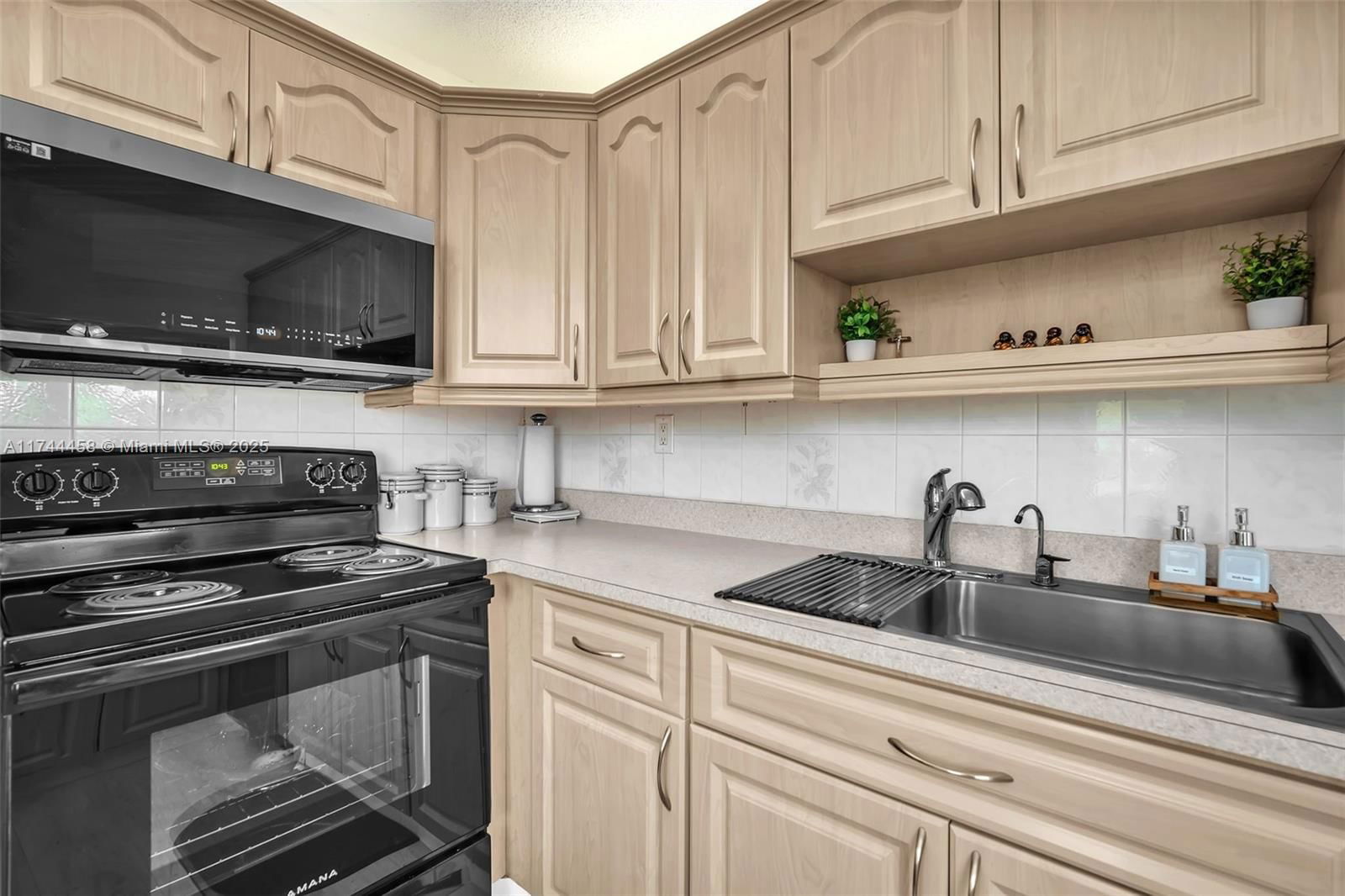 Real estate property located at 9440 Tangerine Pl #407, Broward, Tangerine Condominium Fou, Davie, FL