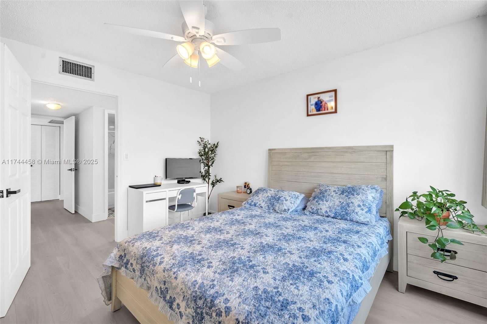 Real estate property located at 9440 Tangerine Pl #407, Broward, Tangerine Condominium Fou, Davie, FL