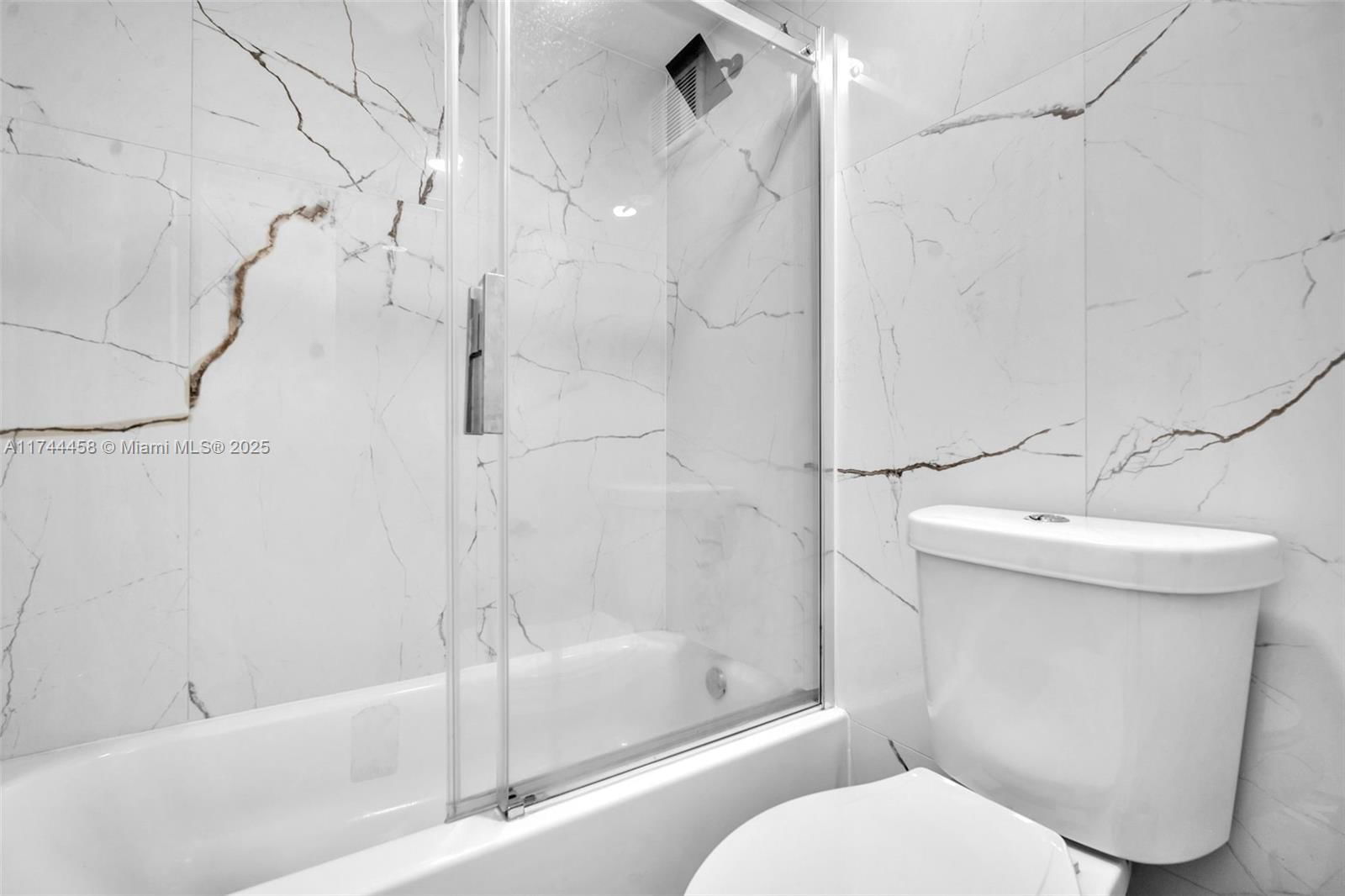 Real estate property located at 9440 Tangerine Pl #407, Broward, Tangerine Condominium Fou, Davie, FL