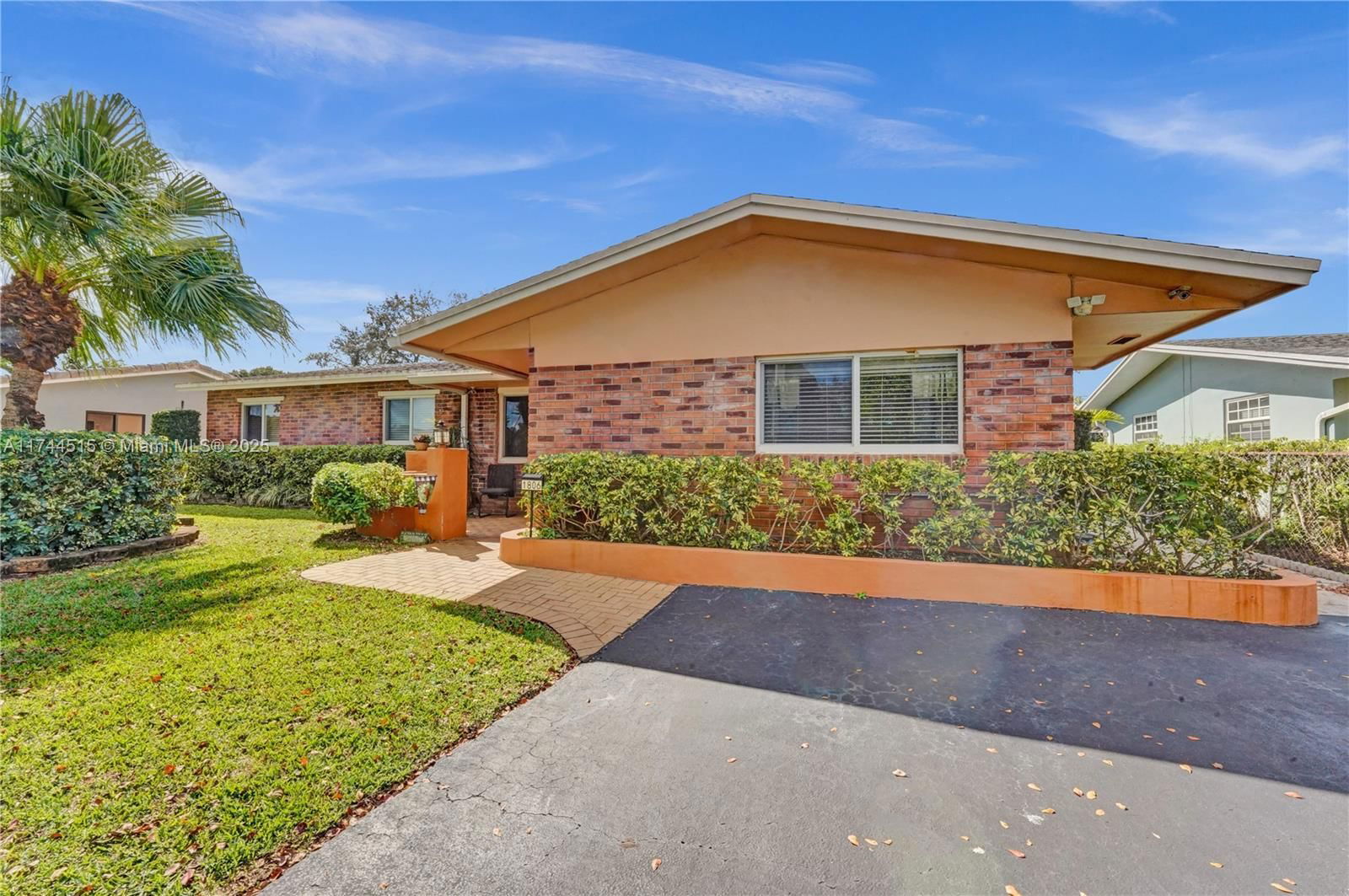 Real estate property located at 1806 42 AVE, Broward, Hollywood Hills, Hollywood, FL