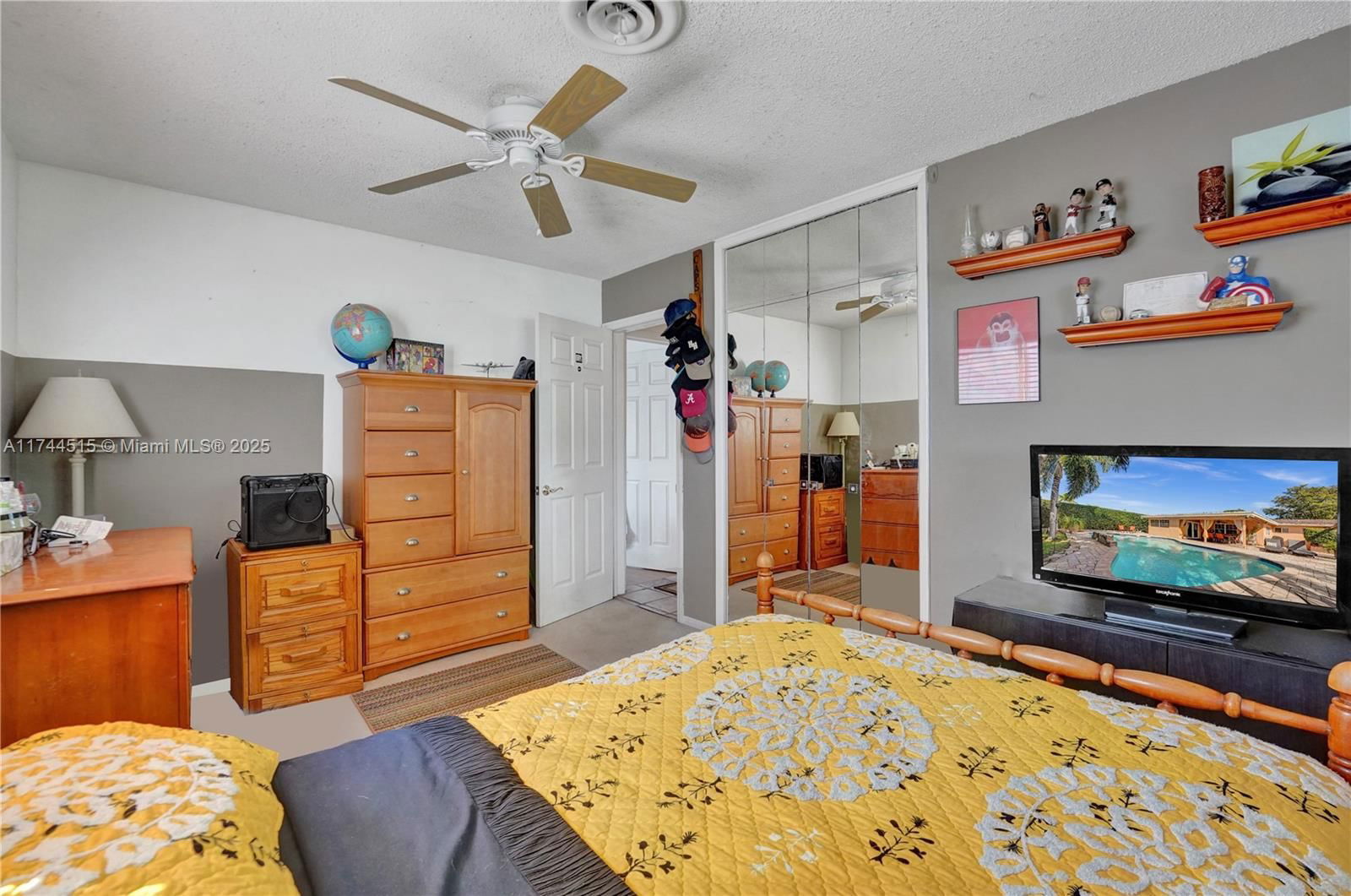 Real estate property located at 1806 42 AVE, Broward, Hollywood Hills, Hollywood, FL