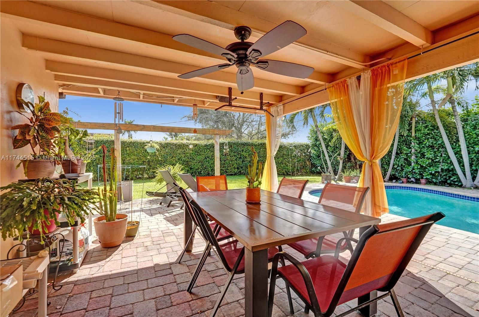 Real estate property located at 1806 42 AVE, Broward, Hollywood Hills, Hollywood, FL