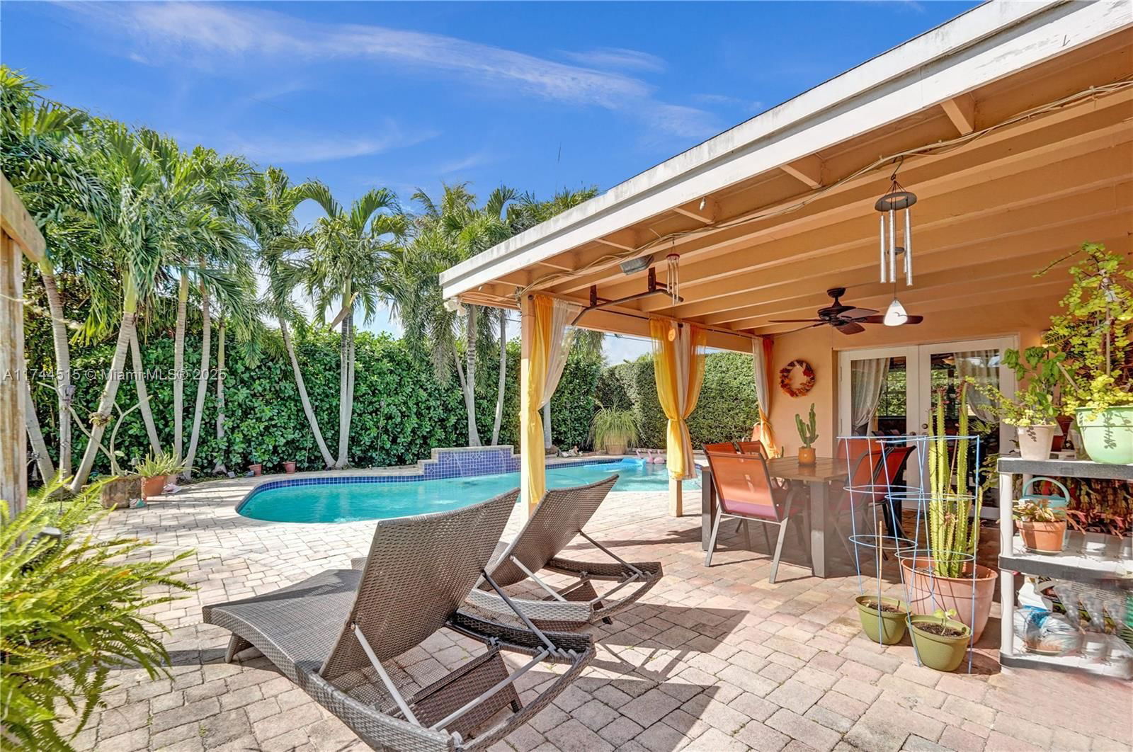Real estate property located at 1806 42 AVE, Broward, Hollywood Hills, Hollywood, FL