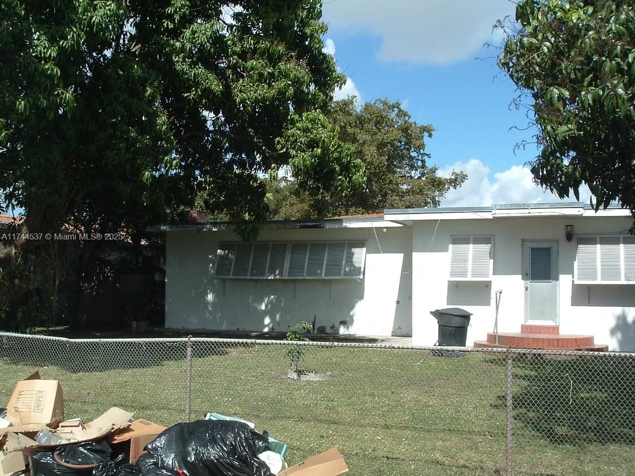 Real estate property located at 930 Oriole Ave, Miami-dade, Spring View, Miami Springs, FL