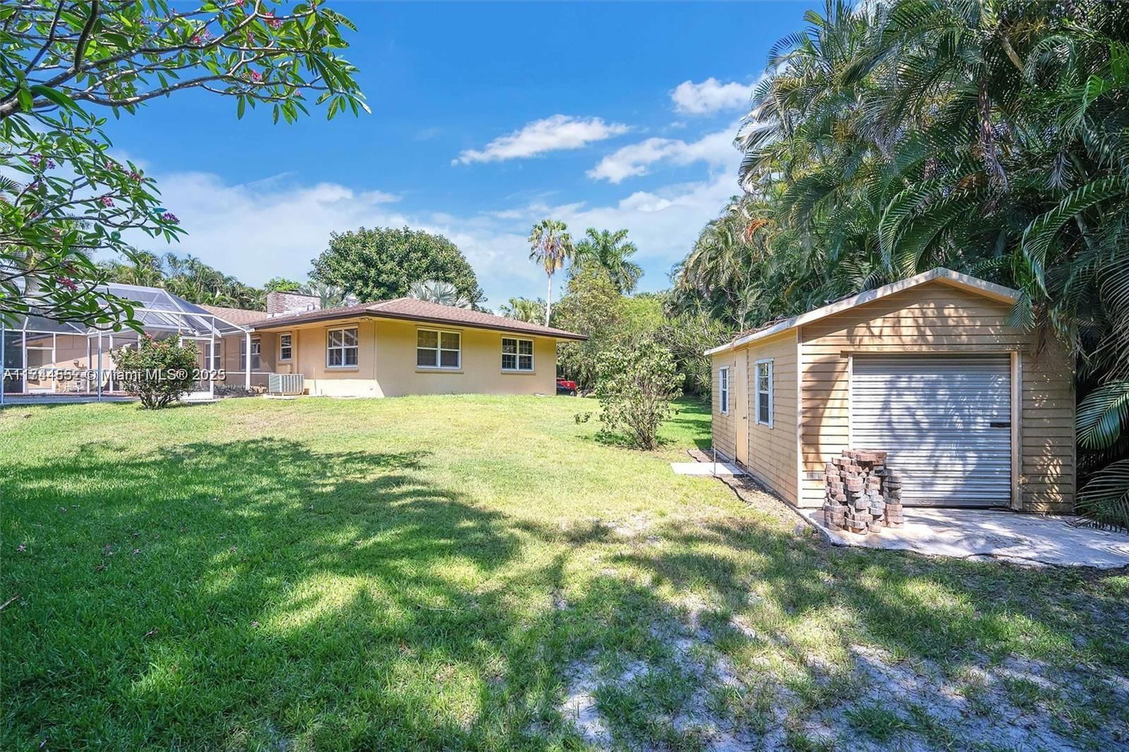 Real estate property located at 4851 106th Ave, Broward, Fla Fruit Lands Co Sub No, Davie, FL