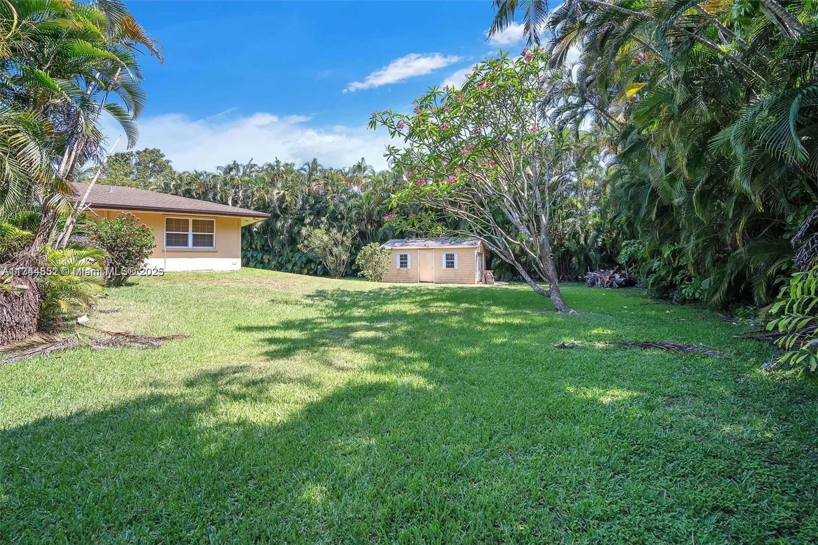 Real estate property located at 4851 106th Ave, Broward, Fla Fruit Lands Co Sub No, Davie, FL