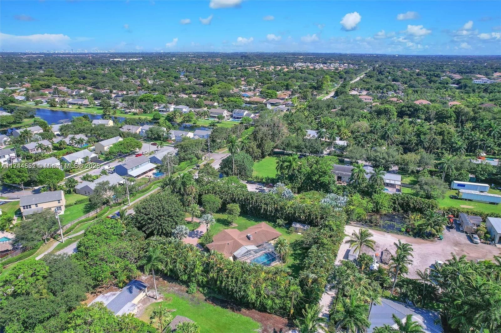 Real estate property located at 4851 106th Ave, Broward, Fla Fruit Lands Co Sub No, Davie, FL