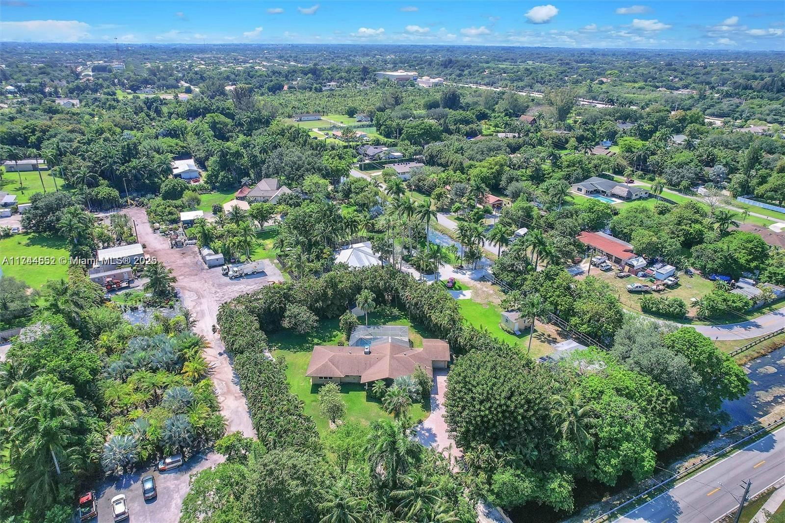 Real estate property located at 4851 106th Ave, Broward, Fla Fruit Lands Co Sub No, Davie, FL